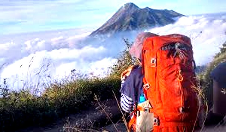 Arti Mimpi Mendaki Gunung Makna Beserta Penjelasannya