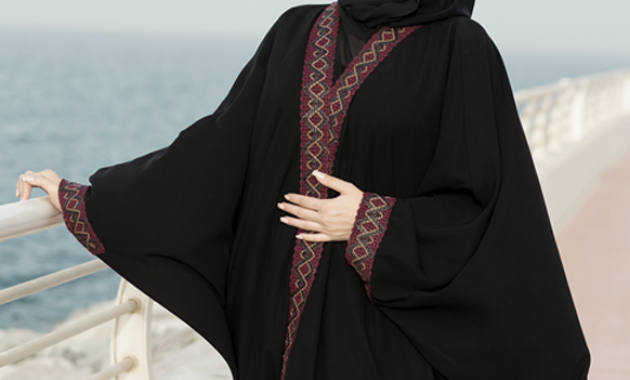 Arti Mimpi Baju Hitam Dalam Pandangan Islam