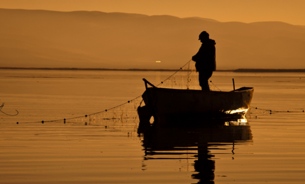 Tafsir Umum Mimpi tentang Bekerja Menjadi Nelayan